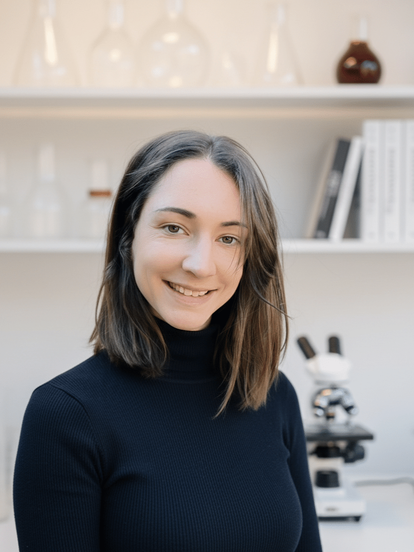 Mgr. Katarína Vrobelová